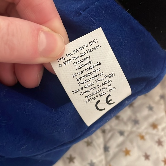 Ms Piggy Stuffed Animal Plush - Picture 5 of 5